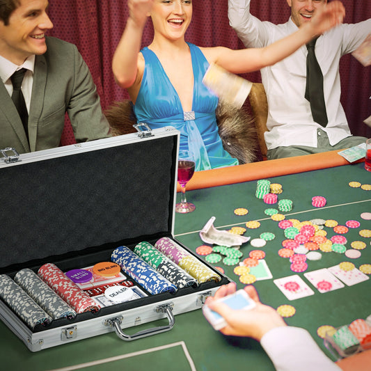 SPORTNOW 500-Piece Poker Chips Set, Poker Set with Mat, Chips, Two Card Decks, Dealer, Five Dices
