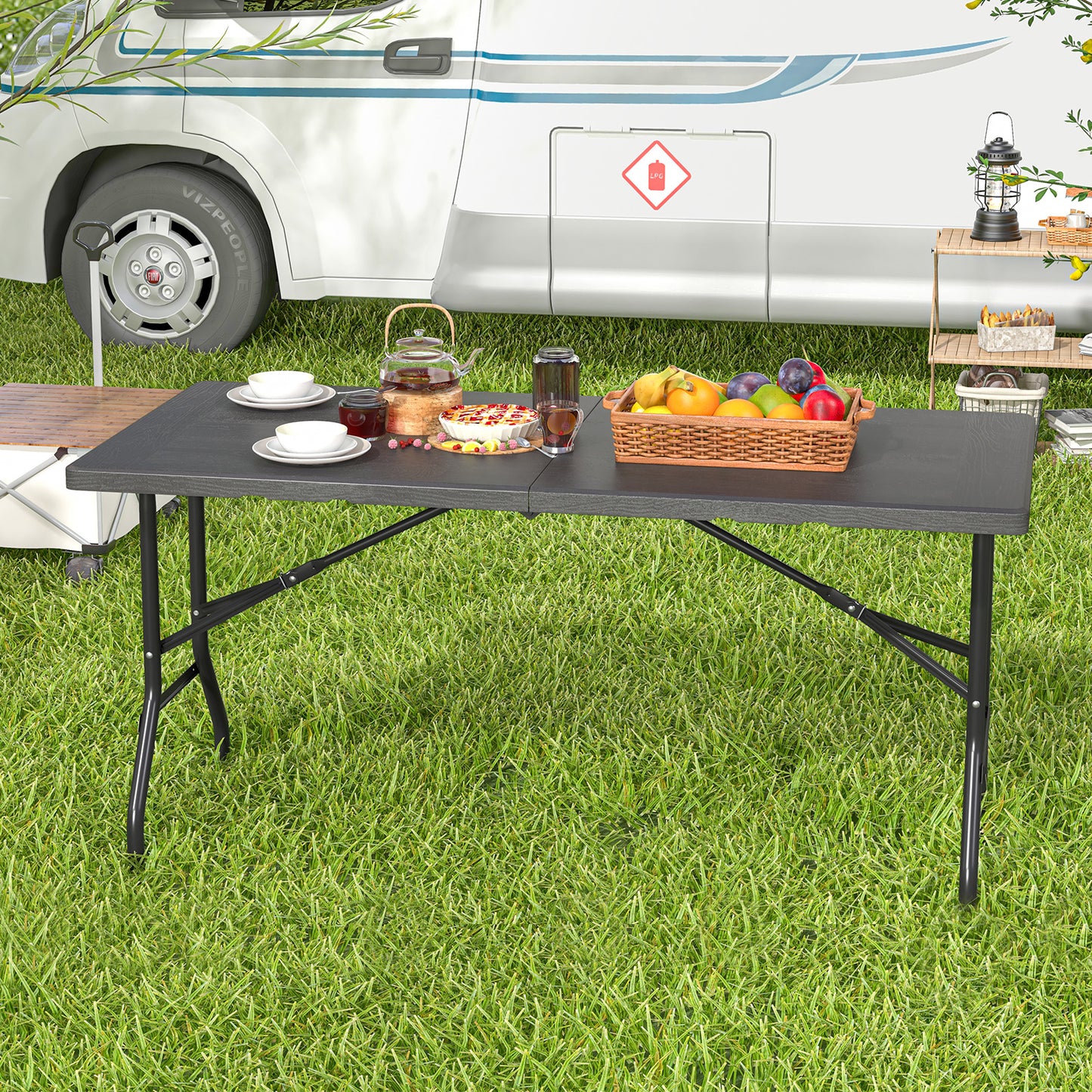 152 cm Portable Folding Picnic Table Patio Dining Table with HDPE Tabletop-Black