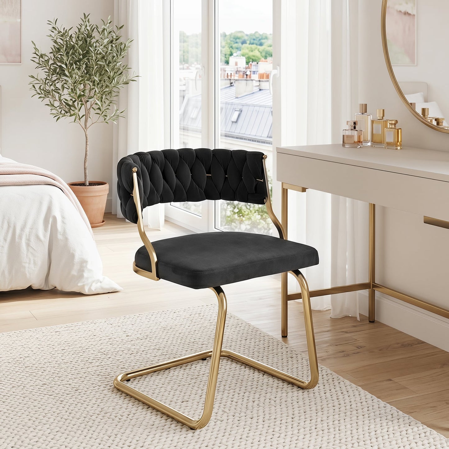 2 Pieces Velvet Dining Chairs with Curved Back and Sled Metal Base-Black