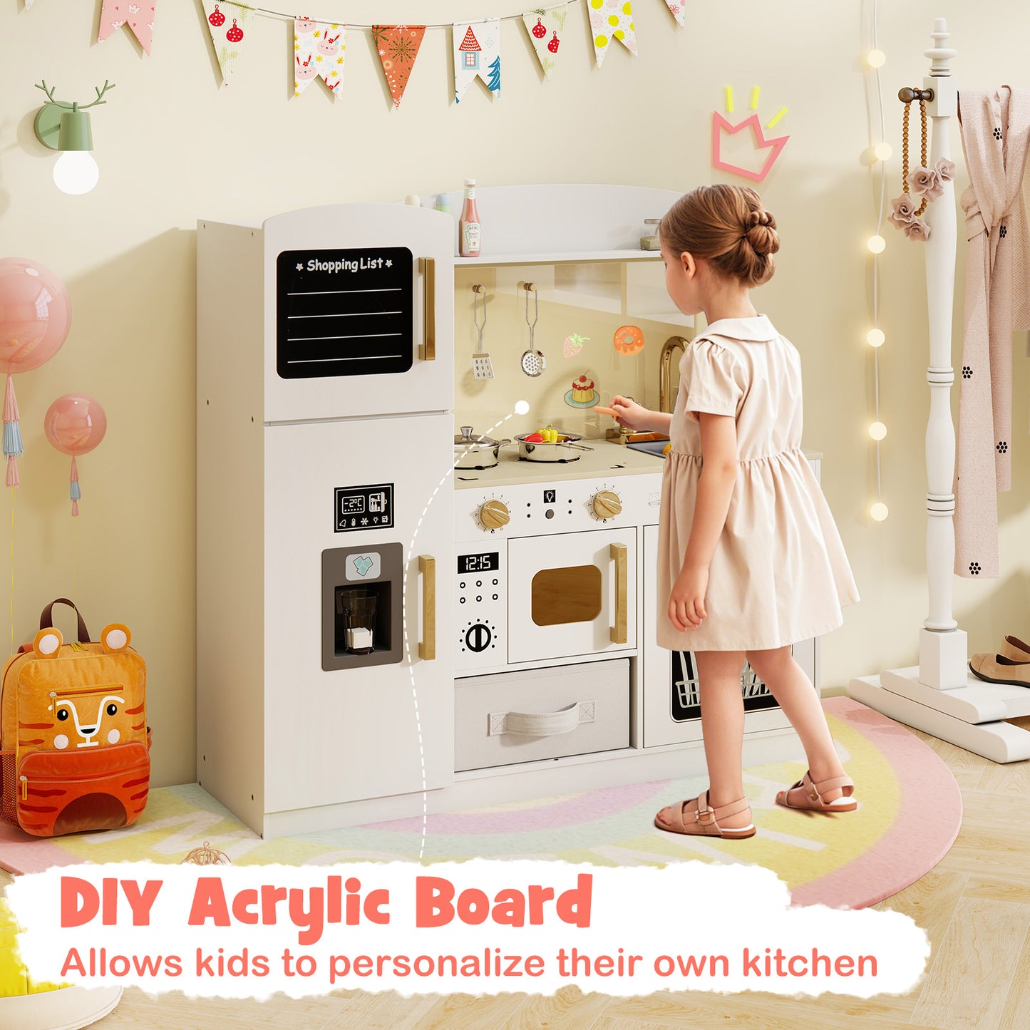 Kids Wooden Kitchen Playset Pretend Play with Chalkboard and Ice Maker-White