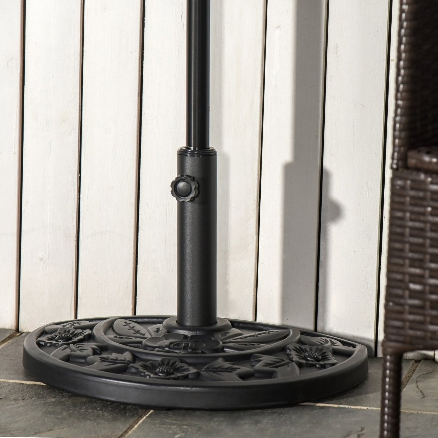 Outsunny 9kg Cement Concrete Half Round Parasol Base Umbrella Stand Garden Outdoor Accessories - Adjustable Coupler Suitable Umbrella Rod: Î¦3.5cm, Î¦3.8cm, Î¦4.8cm