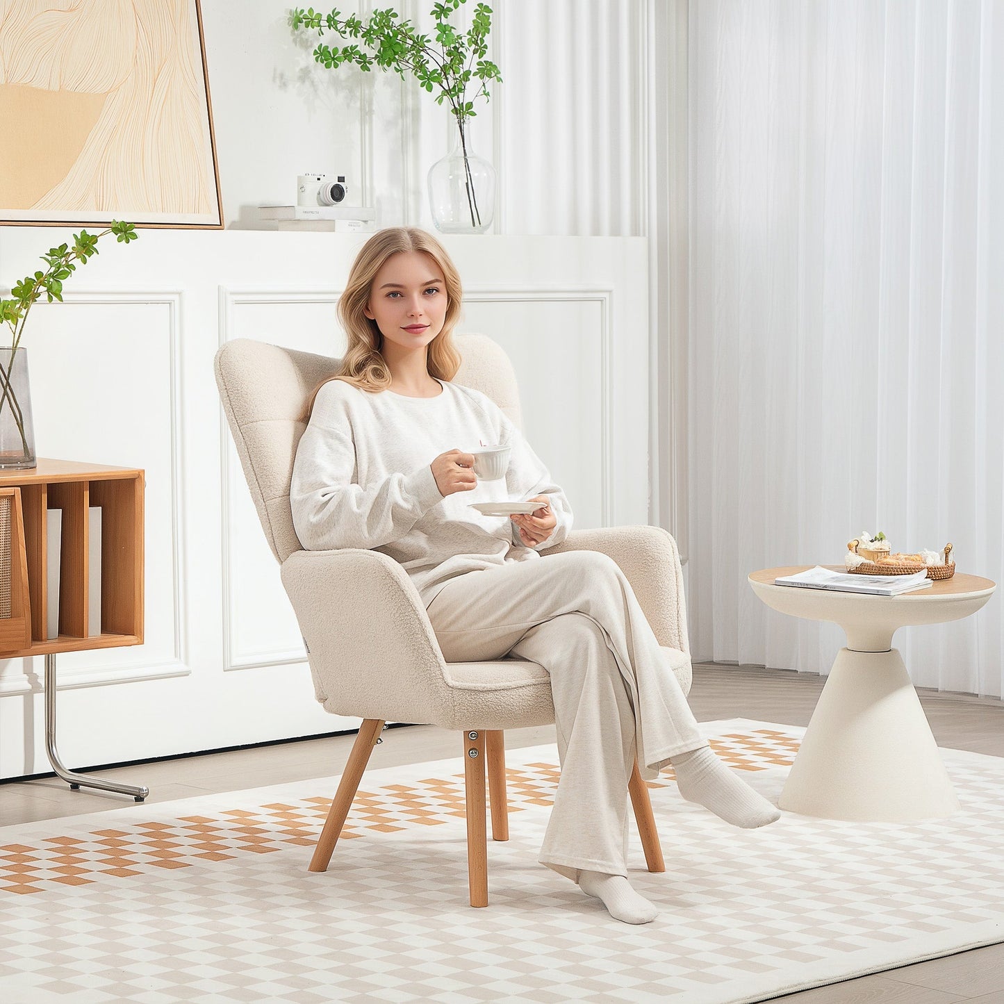HOMCOM Modern Accent Chair, Upholstered Tufted Wingback Armchair with Seat Padding, Teddy Fleece Leisure Lounge Bedroom Chair with Wood Legs, Cream White