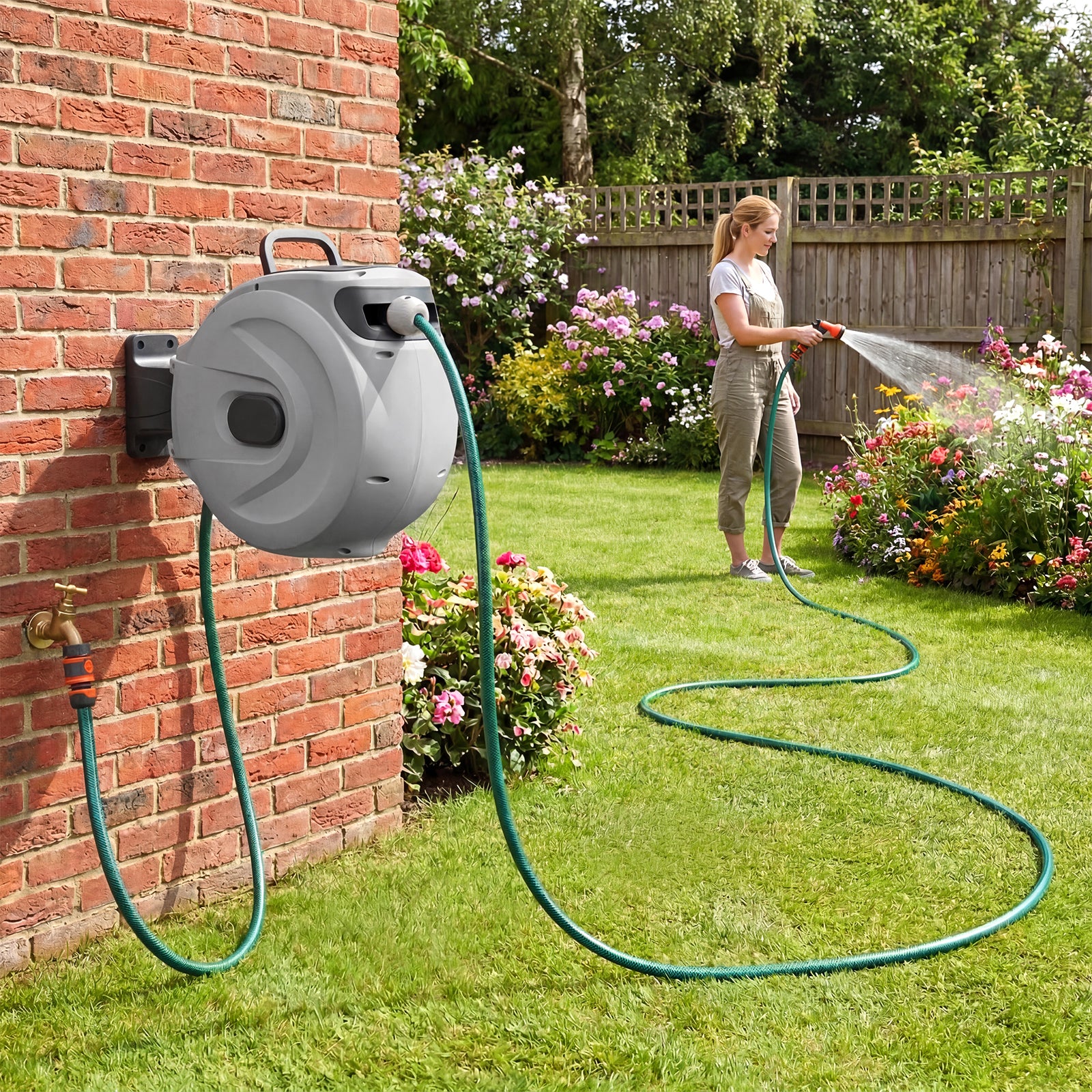Retractable Garden Hose Reel 1.5 cm x 15 m Heavy Duty Wall Mount Hose Reel-Grey