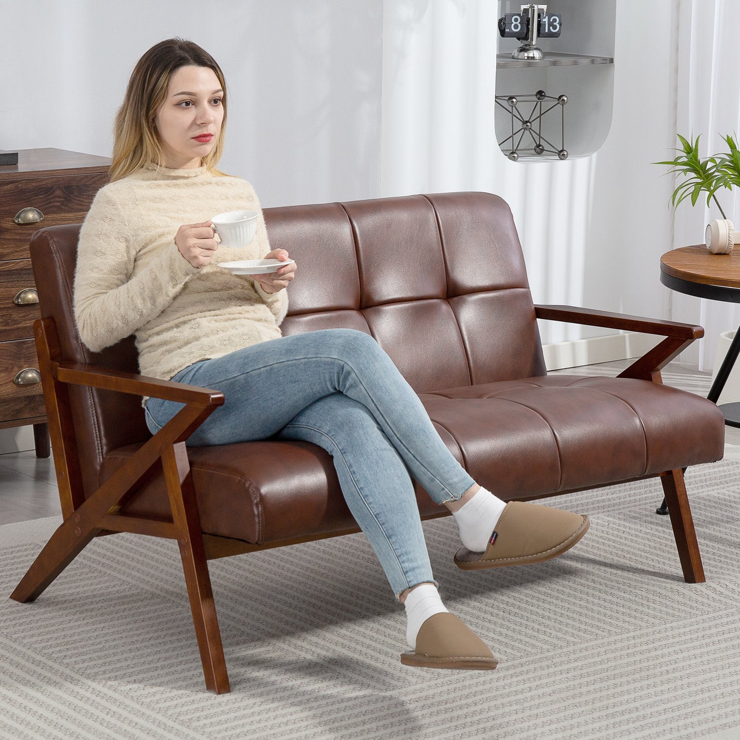 HOMCOM Compact 2 Seater Sofa, Vintage Tufted Loveseat Sofa with Solid Wood Legs, PU Leather Small Couch Settee for Living Room, Bedroom, Home Office, 133 x 81 x 78.5 cm, Brown