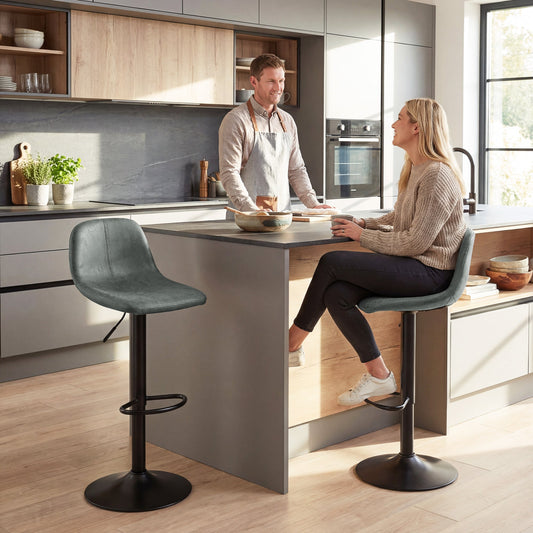 HOMCOM Bar Stools Set of 2, Modern Swivel Barstools with Footrest for Kitchen Island and Dining Room, Green