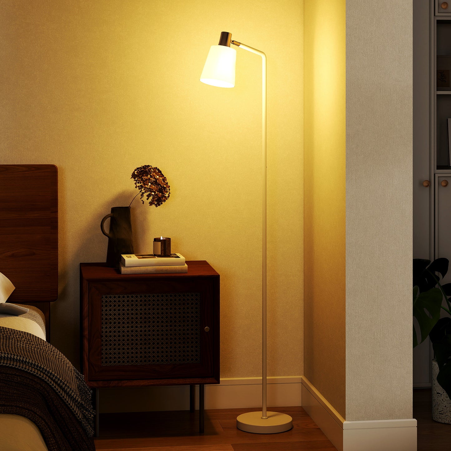 HOMCOM Modern Standing Lamp, Floor Lamp with 350Â° Rotatable Head for Living Room, White