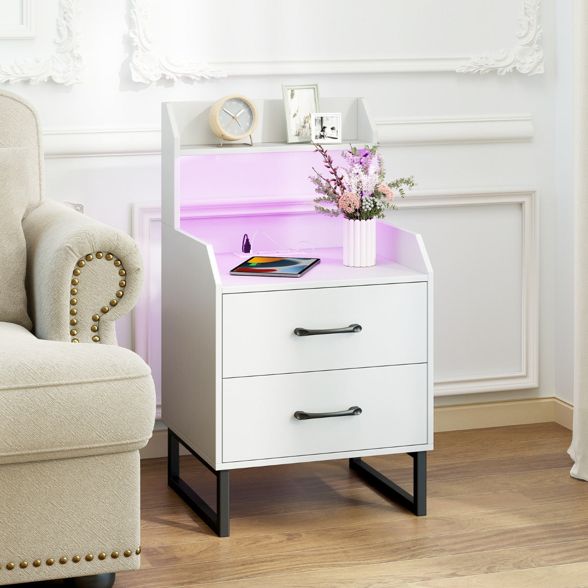 Nightstand Modern Bedside Table with Built-in Charging Station-White