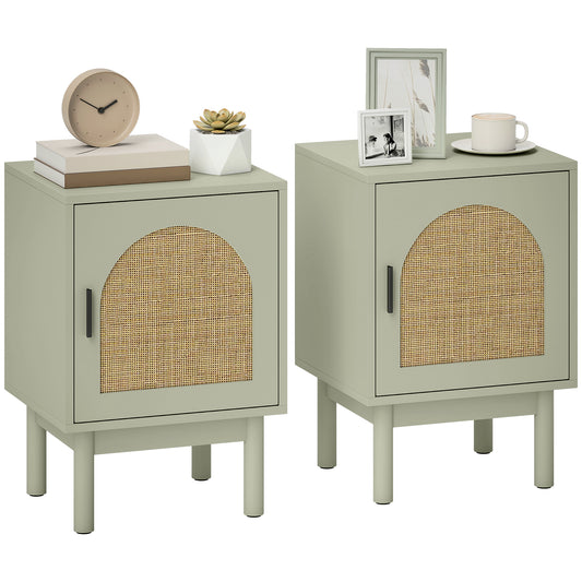 HOMCOM Set of 2 Rattan Bedside Tables, Boho Nightstands with Solid Wood Legs and Storage Cabinet for Living Room, Bedroom, Accent End Side Table, Light Green